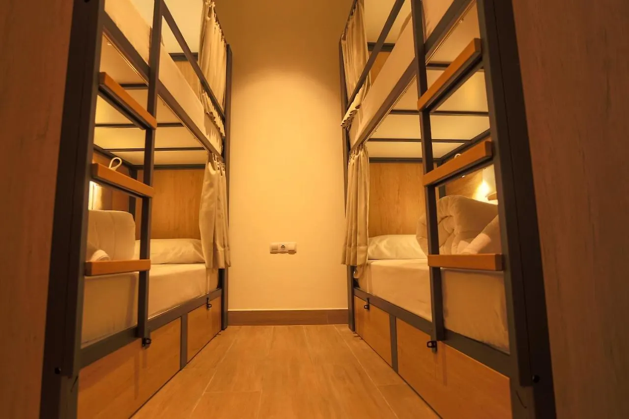 Hostel Nuet Granada