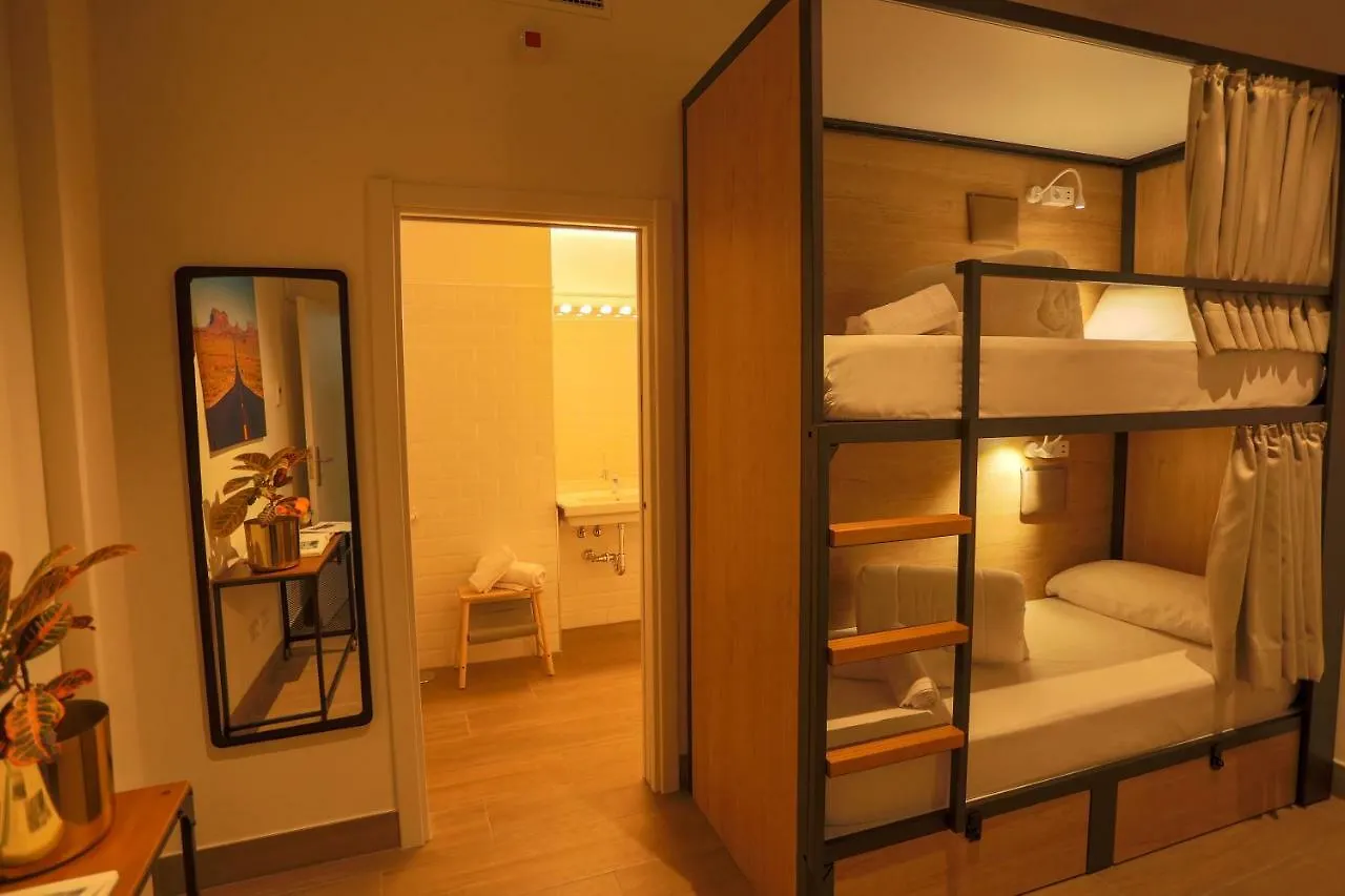 Hostel Nuet Granada